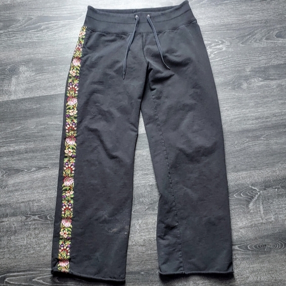 Lucky Brand knitwear embroidered trim sweatpants - Picture 2 of 9